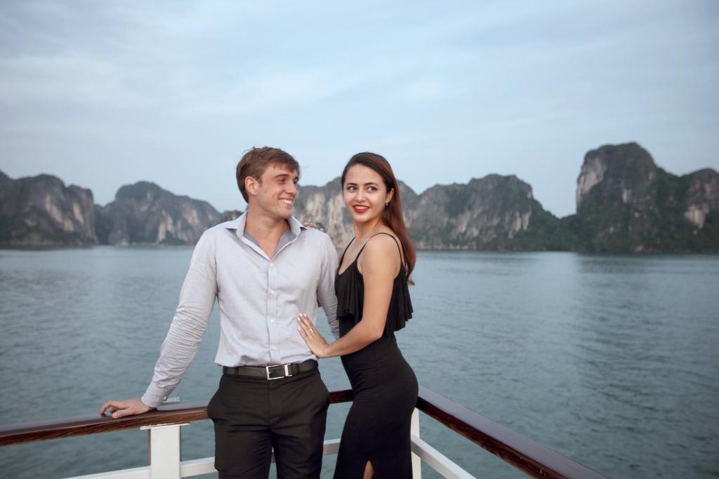 ซีเคร็ต ฮาลอง ครูซ Hotel ภายนอก รูปภาพ
