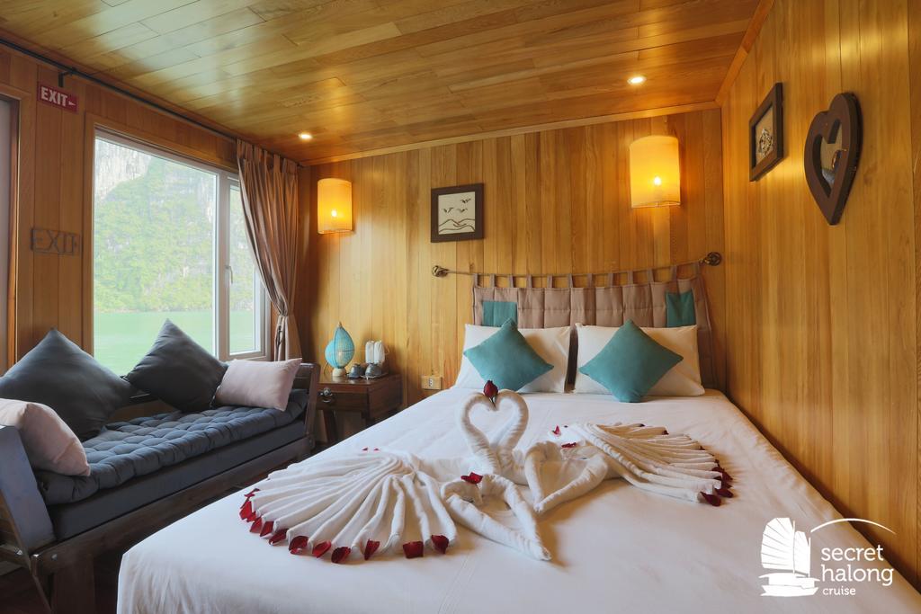 ซีเคร็ต ฮาลอง ครูซ Hotel ภายนอก รูปภาพ